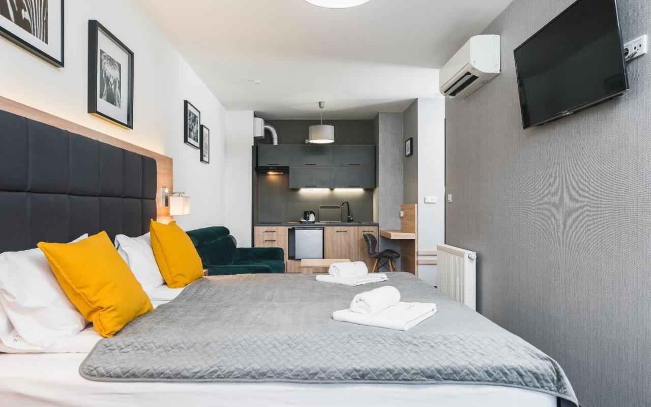 Aron Residence - By Upstairs Krasków Εξωτερικό φωτογραφία