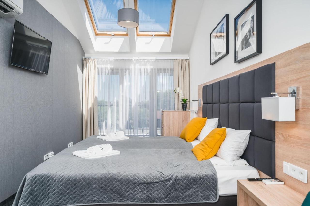 Aron Residence - By Upstairs Krasków Εξωτερικό φωτογραφία