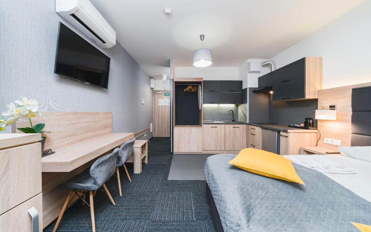 Aron Residence - By Upstairs Krasków Εξωτερικό φωτογραφία