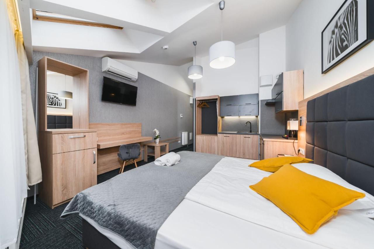Aron Residence - By Upstairs Krasków Εξωτερικό φωτογραφία