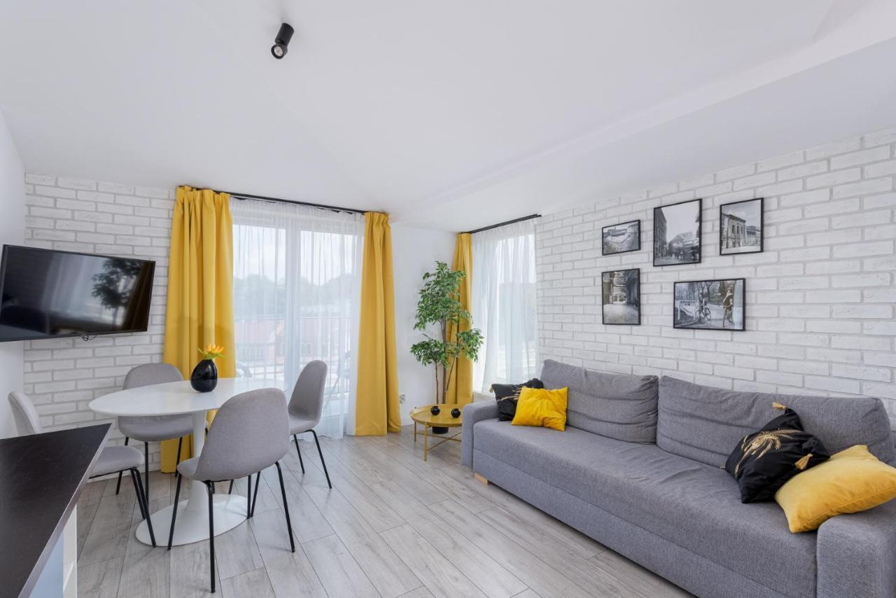 Aron Residence - By Upstairs Krasków Εξωτερικό φωτογραφία